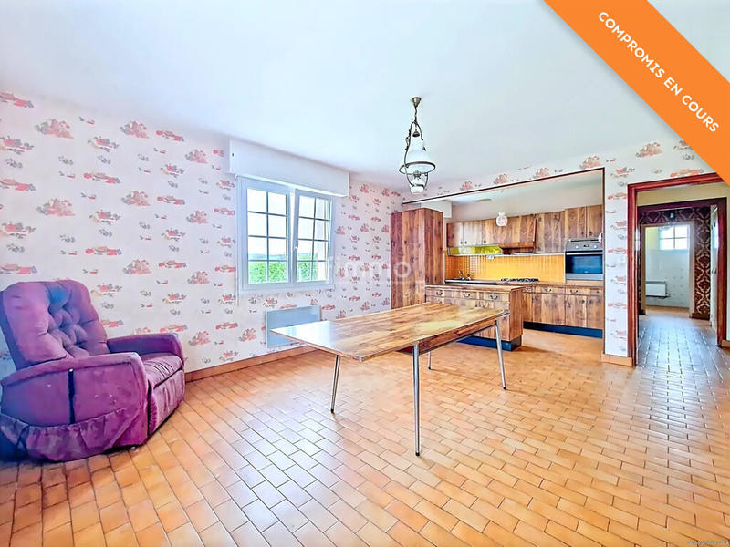 Maison - 165 m² - 8 pièces