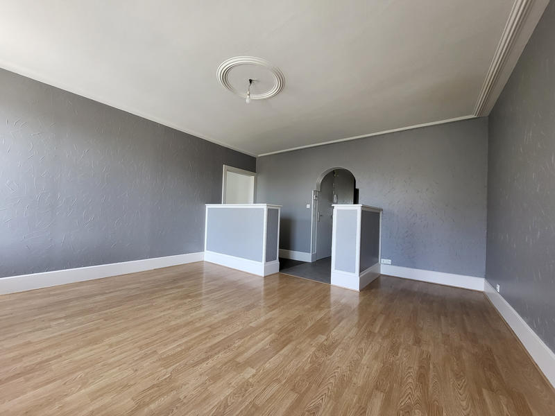 Appartement - 75 m² - 3 pièces