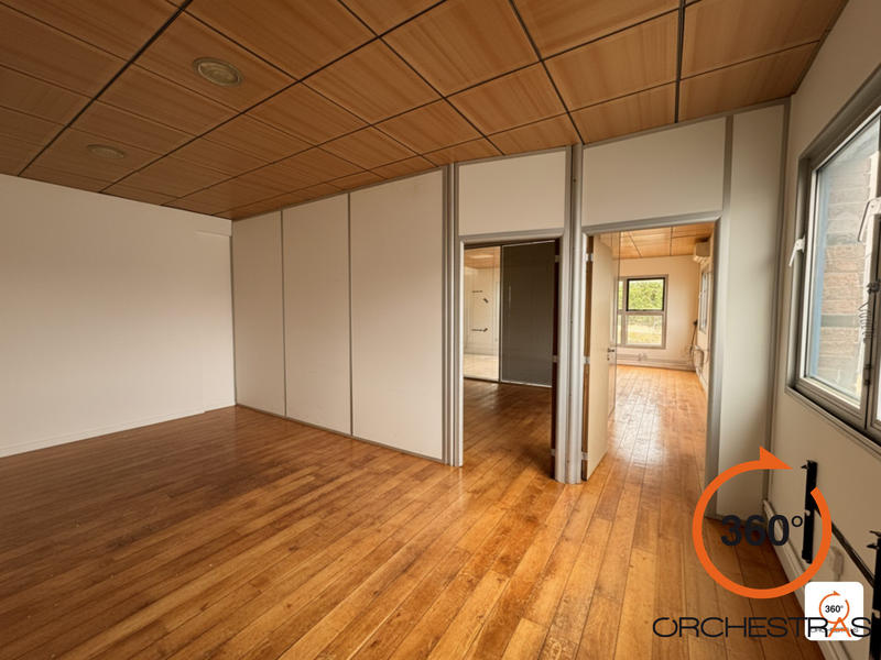 Local d'activités - 423 m²