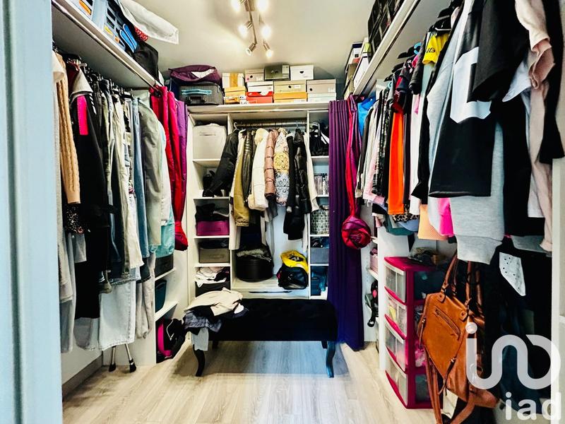 Maison - 93 m² - 5 pièces