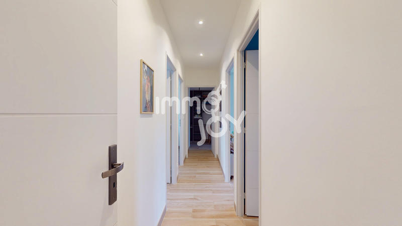 Maison - 131 m² - 6 pièces