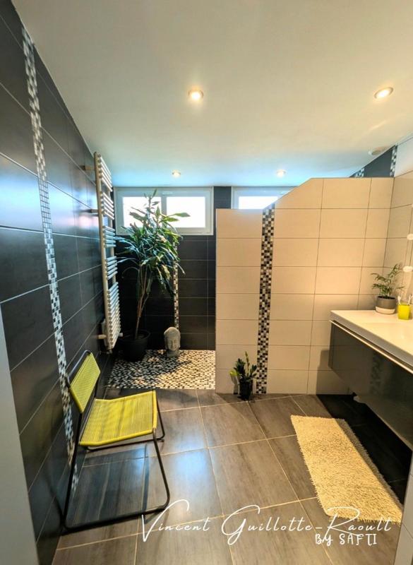 Maison - 102 m² - 4 pièces