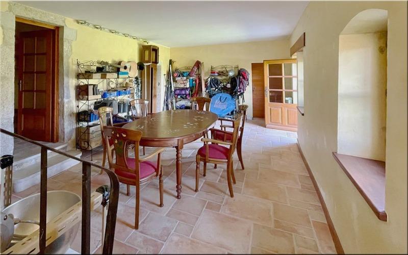 Corps de ferme - 161 m² - 8 pièces