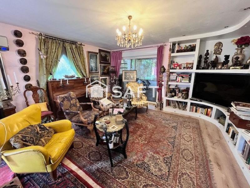 Maison - 160 m² - 8 pièces