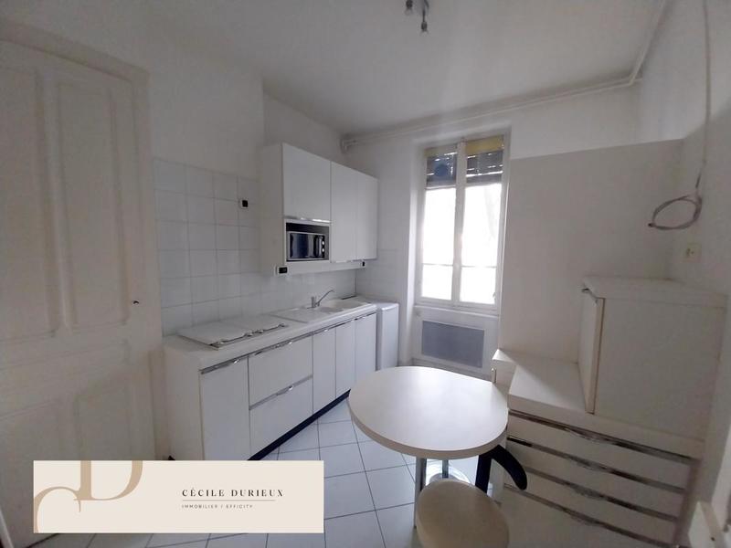 Appartement - 60 m² - 2 pièces