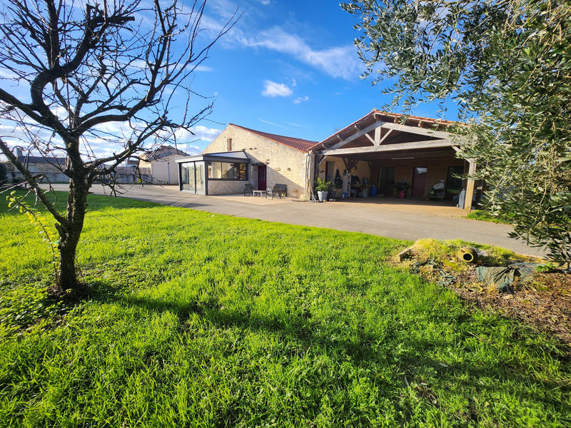 Maison - 177 m² - 7 pièces