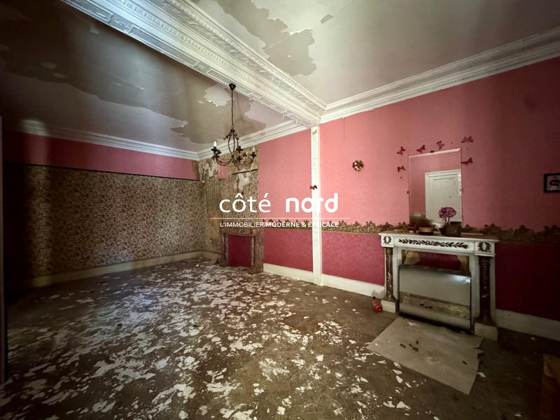 Maison - 288 m² - 8 pièces