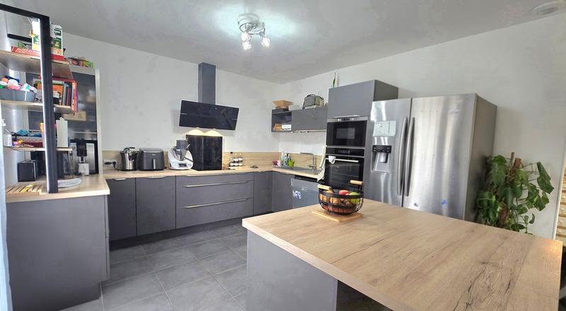 Maison - 114 m² - 5 pièces