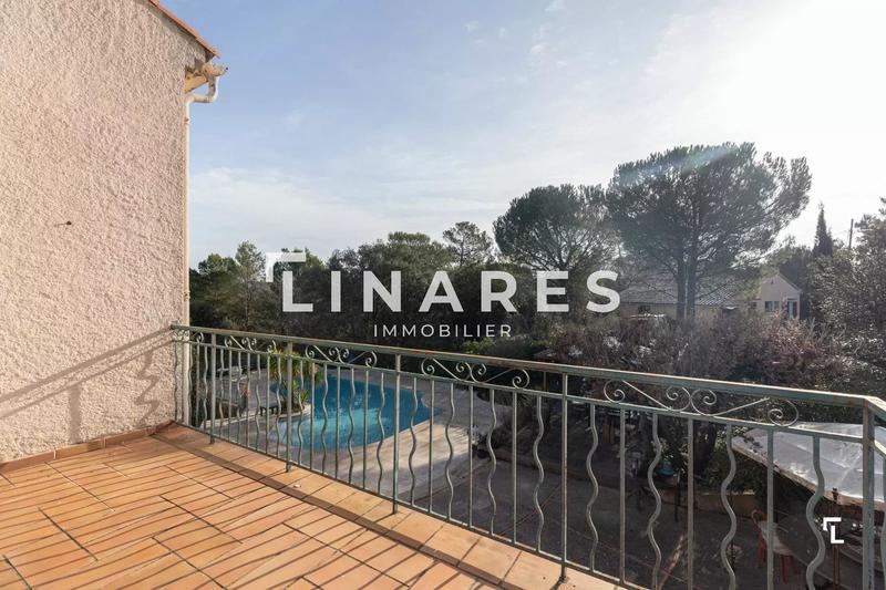 Maison - 369 m² - 7 pièces