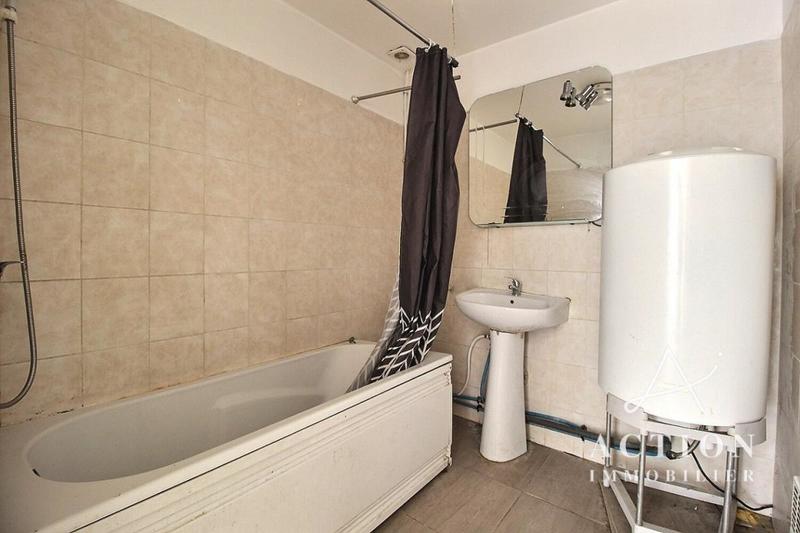 Immeuble - 220 m² - 7 pièces