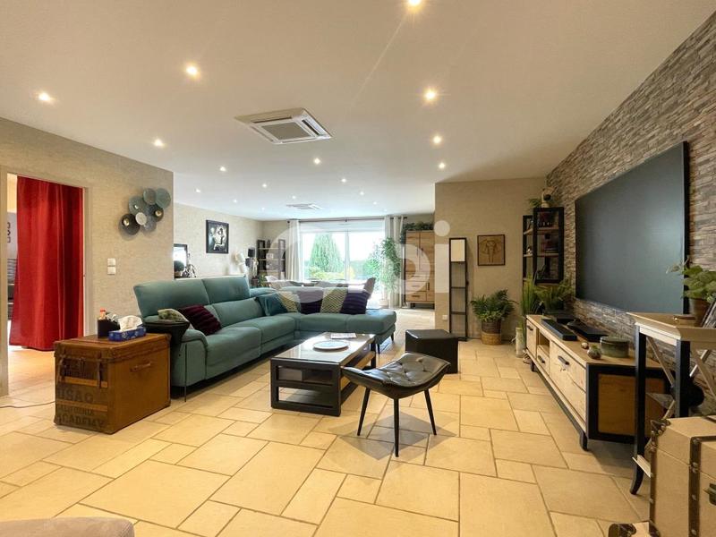 Maison - 142 m² - 4 pièces