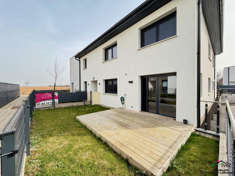 Duplex - 93 m² - 4 pièces