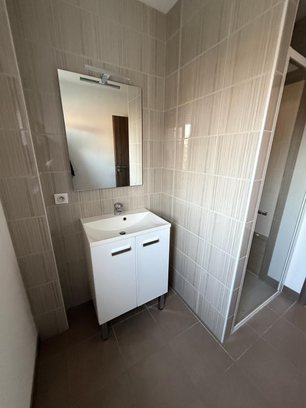 Maison - 102 m² - 4 pièces