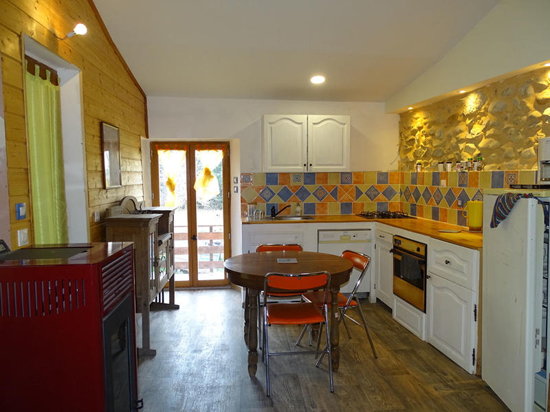 Maison - 266 m² - 9 pièces