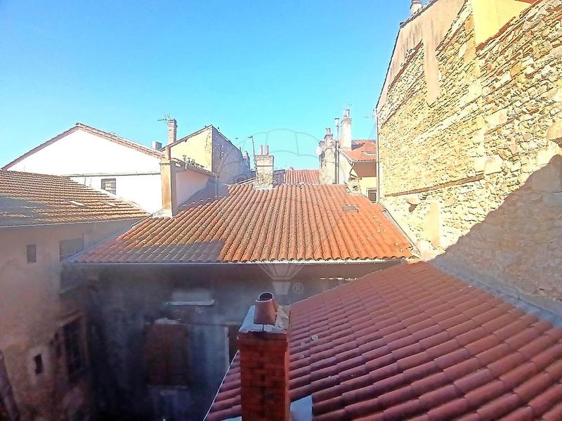 Appartement - 100 m² - 2 pièces