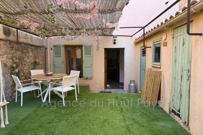 Maison de village - 80 m² - 5 pièces