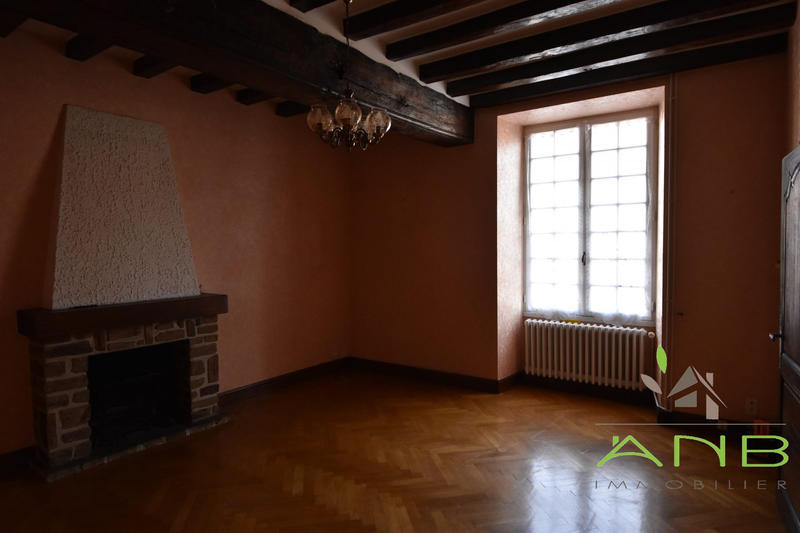 Maison - 180 m² - 9 pièces