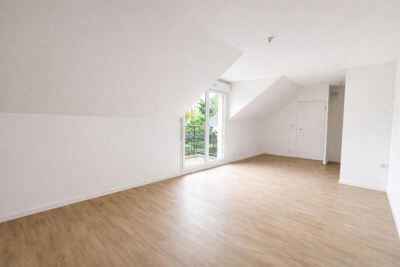 Studio - 30 m² - 1 pièce