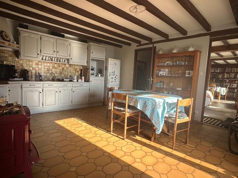 Maison - 188 m² - 7 pièces