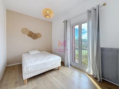 Appartement - 43 m² - 3 pièces