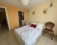 Maison - 232 m² - 8 pièces