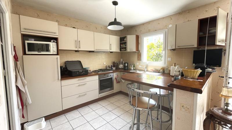 Maison - 101 m² - 6 pièces