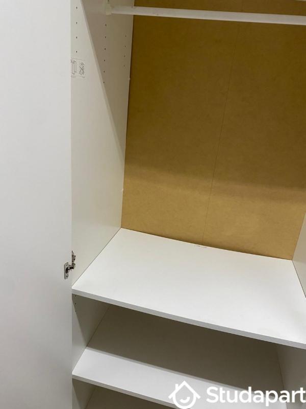 Chambre - 9 m² - 1 pièce