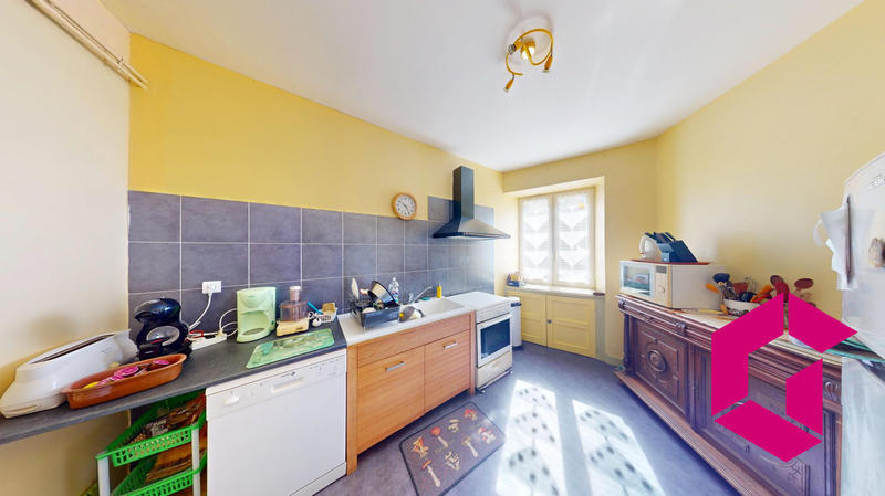 Maison ancienne - 209 m² - 8 pièces