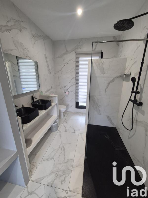 Maison de maîtres - 250 m² - 8 pièces