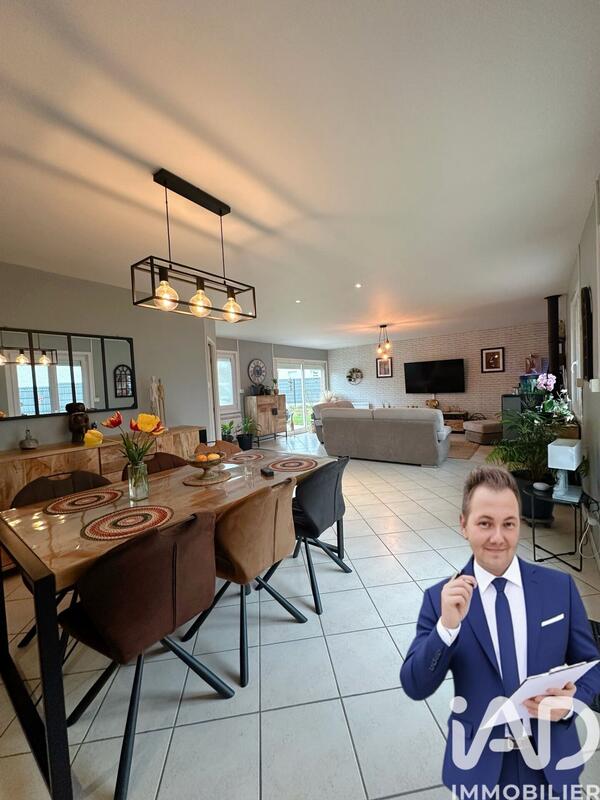 Maison - 108 m² - 5 pièces