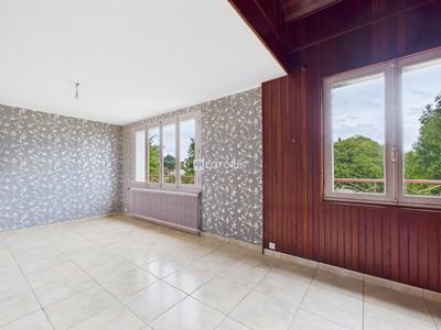 Maison - 110 m² - 5 pièces