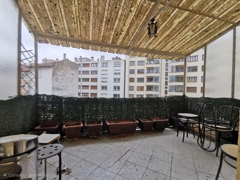 Duplex - 140 m² - 7 pièces