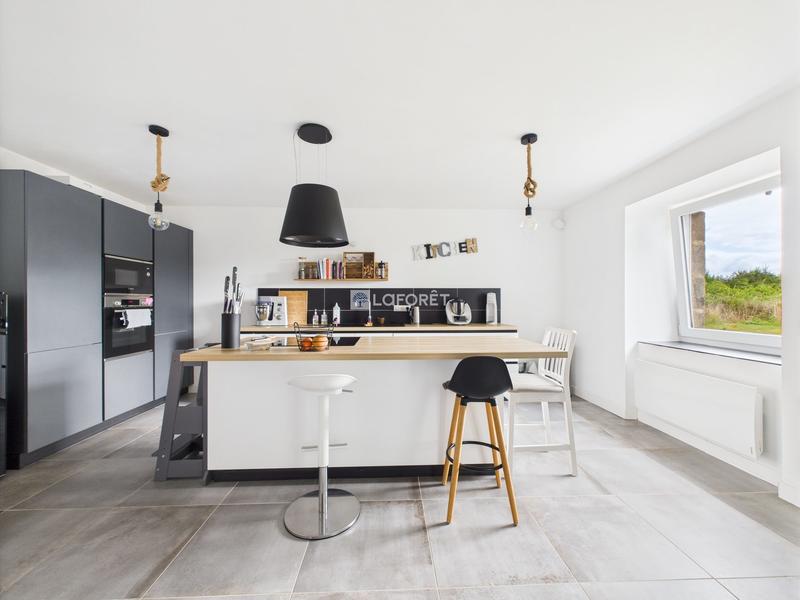 Maison - 111 m² - 4 pièces