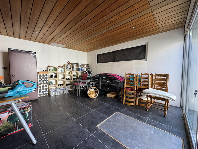 Maison - 290 m² - 9 pièces