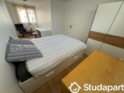 Chambre - 16 m² - 1 pièce