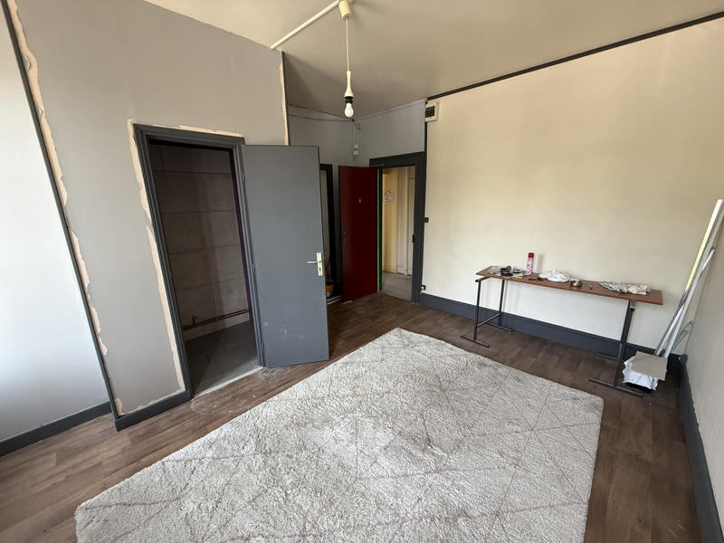 Local commercial - 407 m²