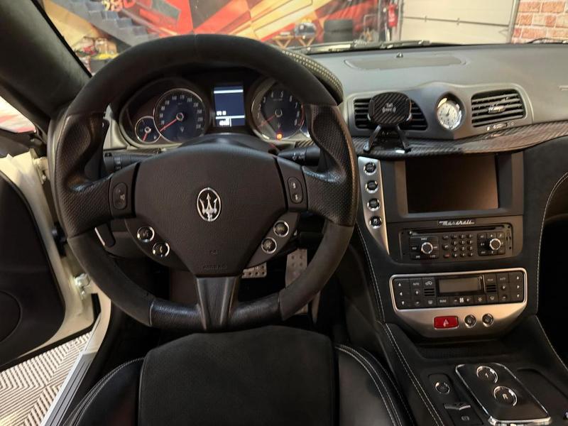 Maserati Granturismo V8 460 s