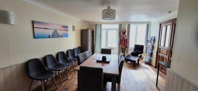 Maison de village - 164 m² - 9 pièces