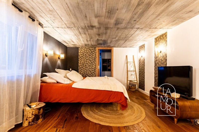 Appartement - 155 m² - 7 pièces