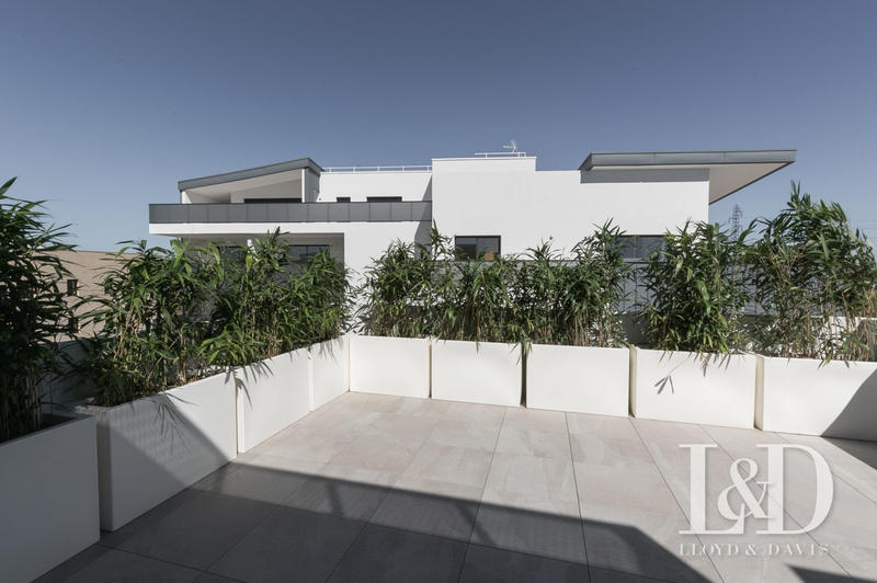 Appartement - 84 m² - 3 pièces