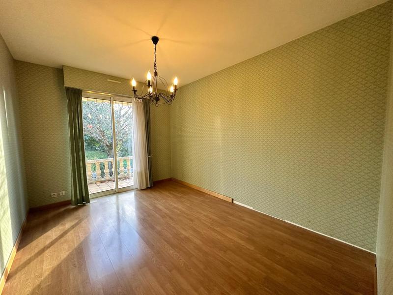 Maison - 152 m² - 6 pièces