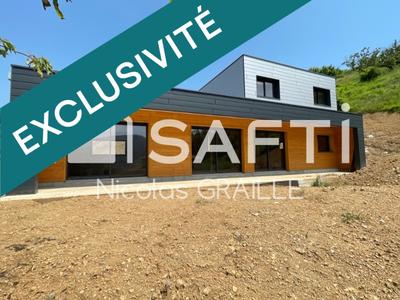 Maison - 145 m² - 4 pièces