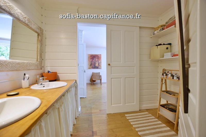 Maison - 345 m² - 5 pièces
