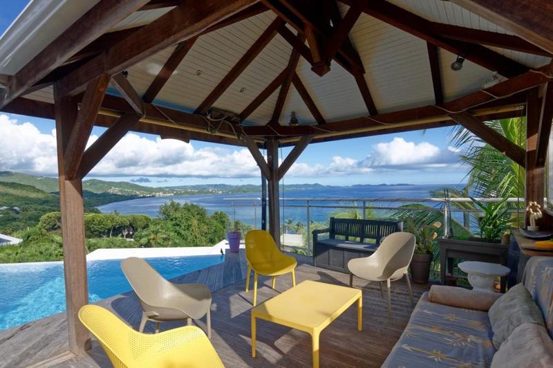 Demeure - 121 m² - 9 pièces