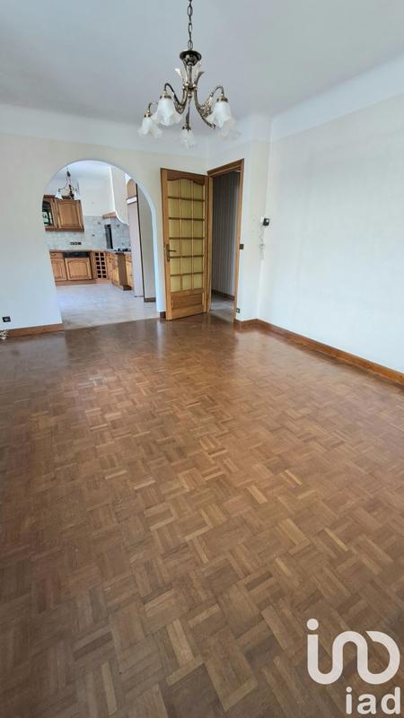 Maison de ville - 239 m² - 10 pièces