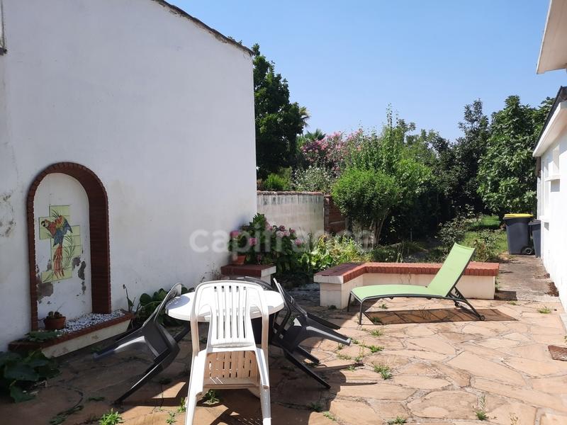 Maison - 198 m² - 8 pièces