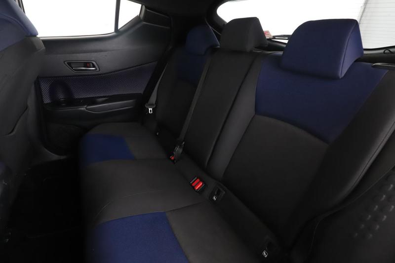 Toyota c-Hr 1.8 Hybride Graphic 122 ch