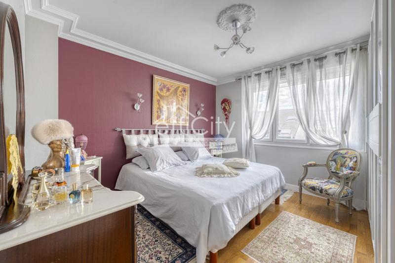 Appartement - 95 m² - 4 pièces