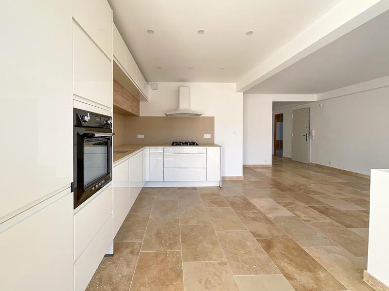 Appartement - 88 m² - 4 pièces