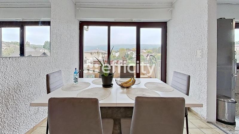 Appartement - 76 m² - 4 pièces